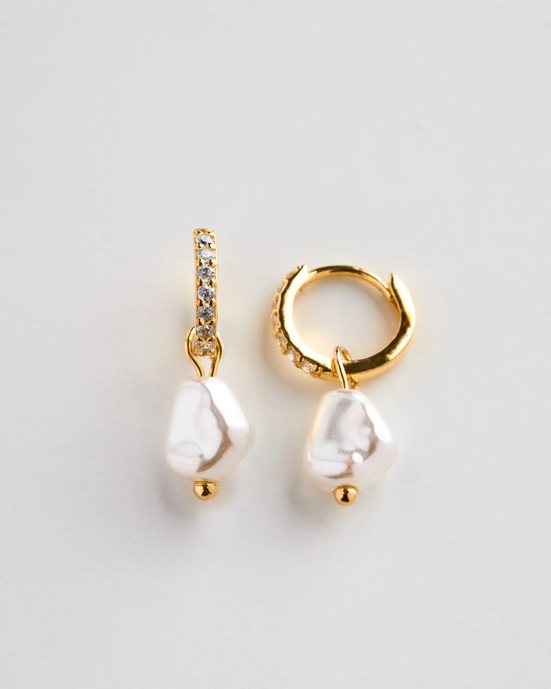 Aretes Selene